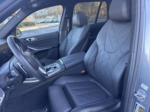Used 2025 BMW X5 xDrive50e image 15