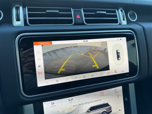 Used 2019 Land Rover Range Rover Long Wheelbase Supercharged image 23