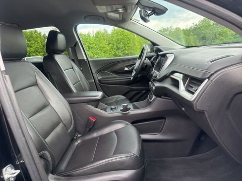 Used 2024 GMC Terrain SLT AWD/4WD image 35