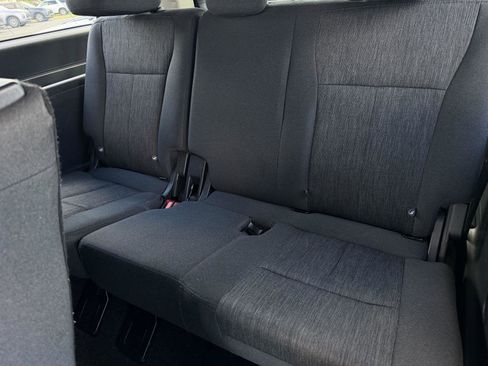 Used 2022 Ford Expedition Max XLT image 10