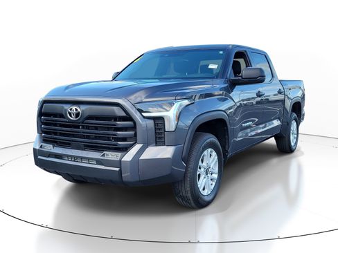Used 2026 Toyota Tundra SR5 AWD/4WD image 3