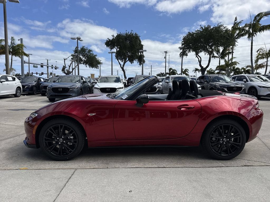 New 2026 MAZDA MX-5 Miata Club w/ Interior Package RWD image 27