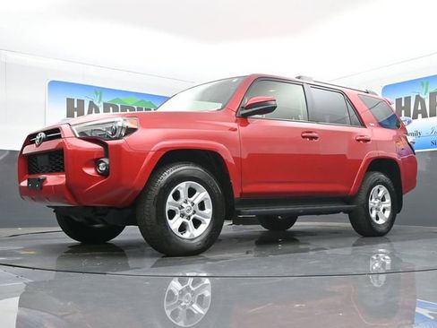 Used 2024 Toyota 4Runner SR5 image 19