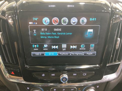 Used 2018 Chevrolet Traverse Premier AWD/4WD image 25