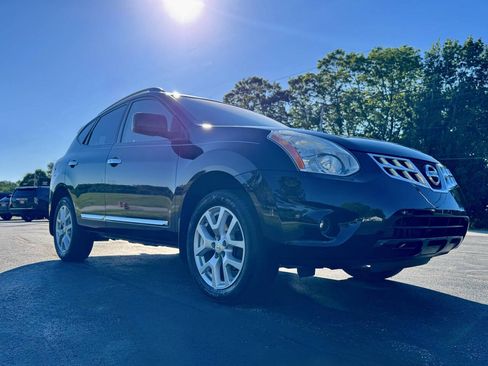 Used 2011 Nissan Rogue SV w/ SL Pkg AWD/4WD image 3