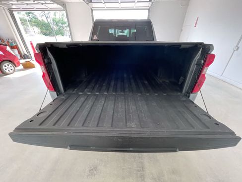 Used 2021 Chevrolet Silverado 1500 LT Trail Boss w/ Convenience Package II AWD/4WD image 23