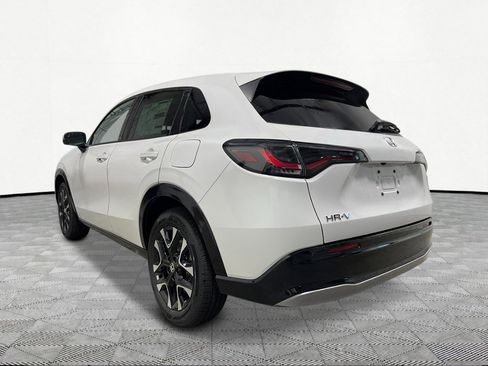 New 2026 Honda HR-V EX-L image 4