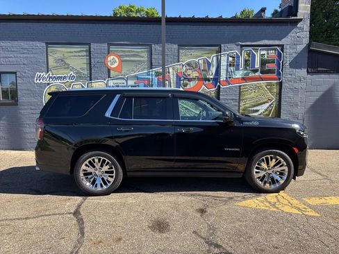 Used 2021 Chevrolet Tahoe High Country AWD/4WD image 35