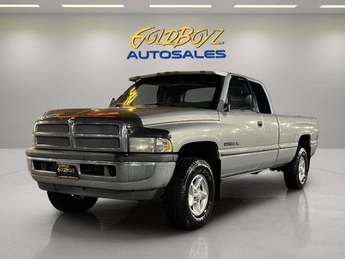 Used 1997 Dodge Ram 1500 Truck Laramie image 8