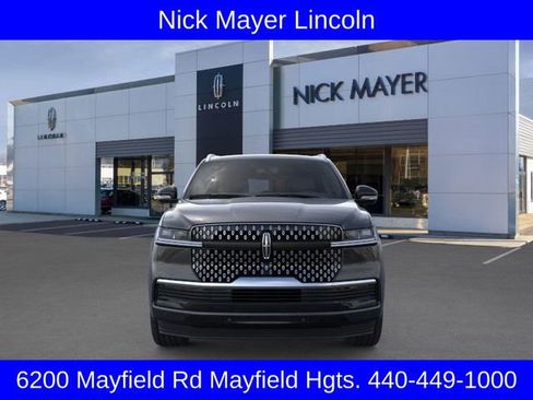 New 2025 Lincoln Navigator Reserve image 6