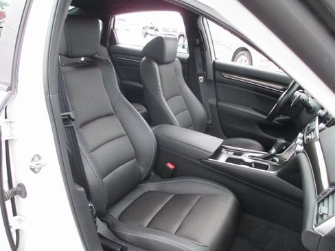 Used 2020 Honda Accord Sport image 15