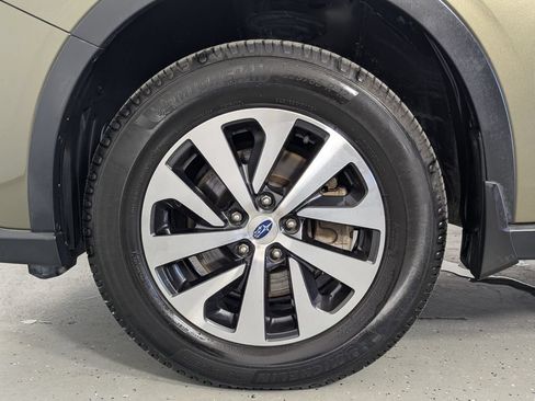 Used 2021 Subaru Outback Premium AWD/4WD image 9