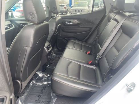 Used 2021 GMC Terrain SLT image 22