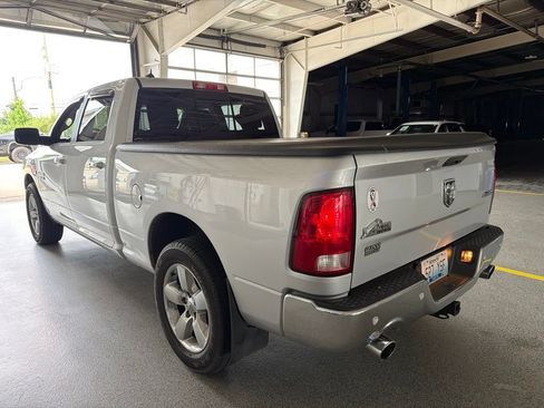 Used 2017 RAM 1500 Big Horn AWD/4WD image 4