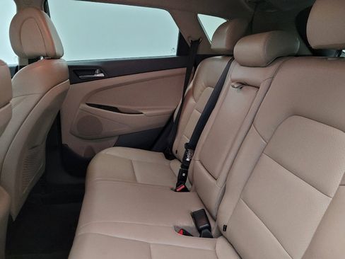 Used 2016 Hyundai Tucson Sport image 18