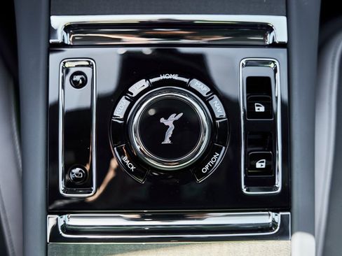 Used 2024 Rolls-Royce Spectre w/ Spectre Launch Package AWD/4WD image 66