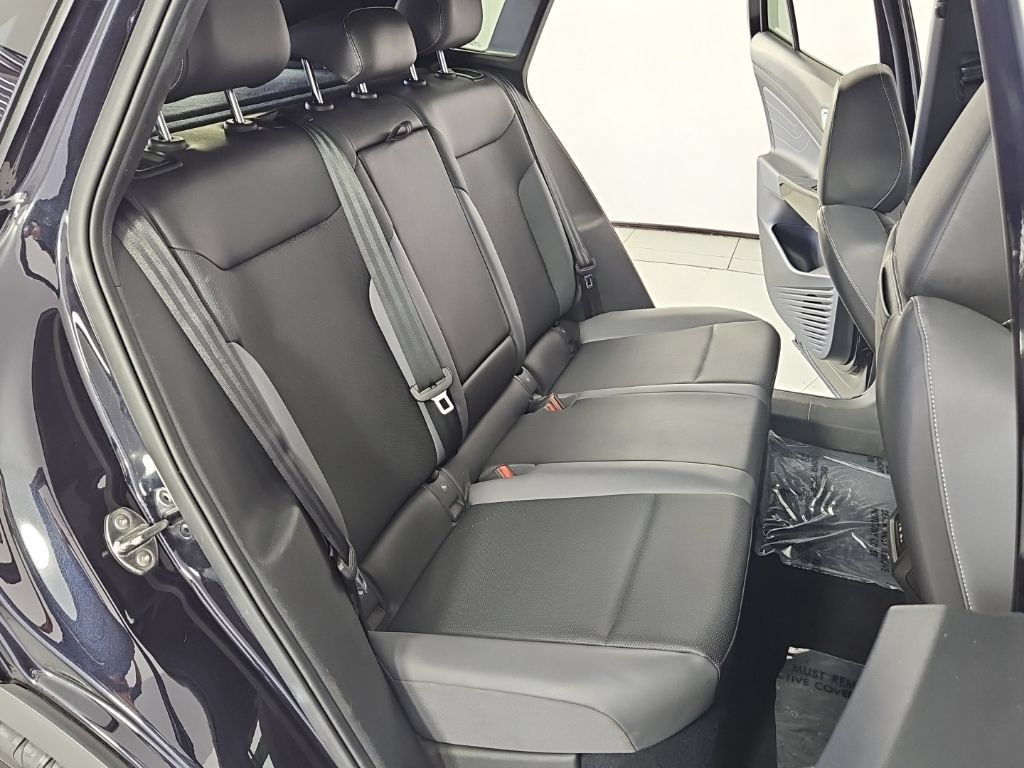 Used 2023 Volkswagen ID.4 Pro S RWD image 20