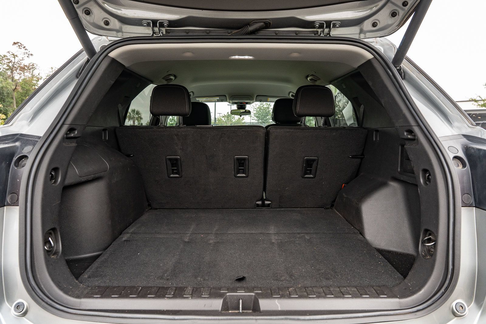 Used 2024 Chevrolet Equinox LT w/ Driver Convenience Package FWD image 15