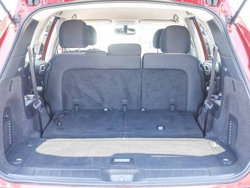 Used 2019 Nissan Pathfinder SV w/ Cargo Package AWD/4WD image 29