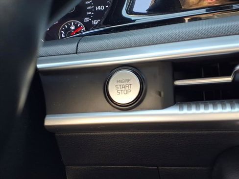 Used 2021 Kia K5 GT-Line image 16