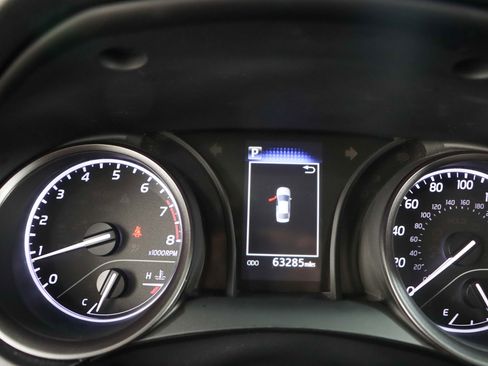 Used 2023 Toyota Camry SE FWD image 15