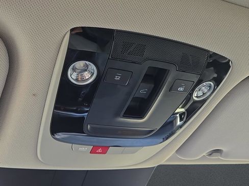 Used 2025 Kia Sorento EX w/ Panoramic Sunroof Package image 31