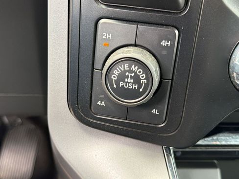 Used 2024 Ford F150 Lariat w/ FX4 Off-Road Package AWD/4WD image 27