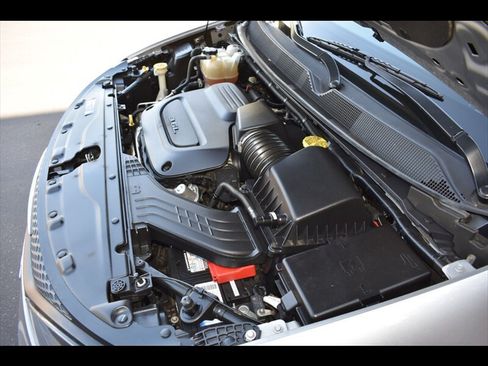 Used 2021 Chrysler Voyager LX FWD image 39