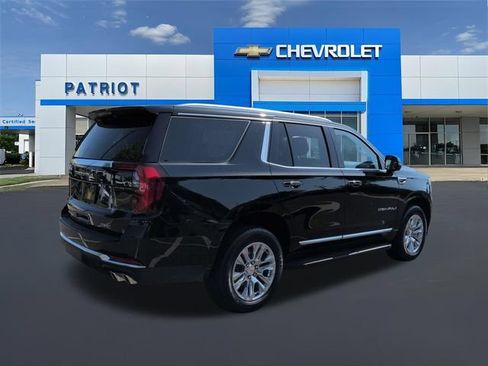 Used 2025 GMC Yukon Denali AWD/4WD image 10