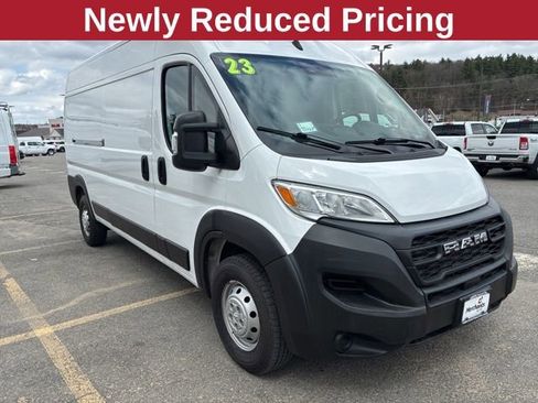 Used 2023 RAM ProMaster 2500 FWD image 1