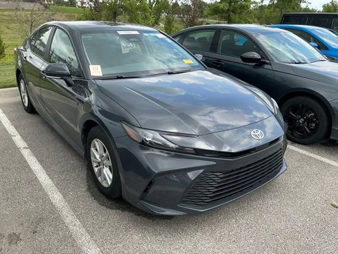 Used 2025 Toyota Camry LE FWD image 4