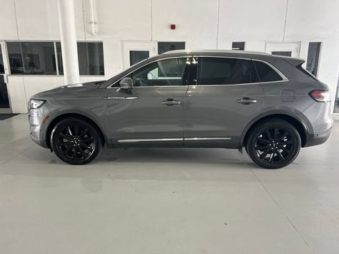 Used 2022 Lincoln Nautilus Reserve w/ Equipment Group 201A FWD image 8