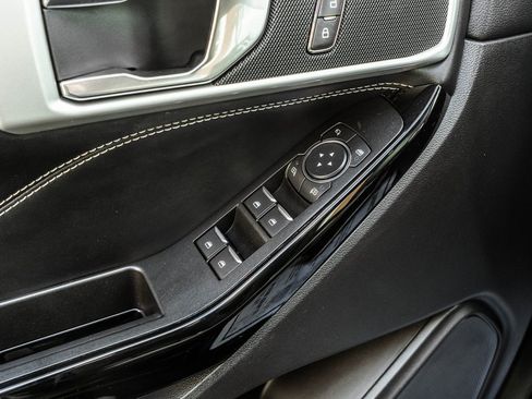 Used 2022 Ford Explorer ST w/ ST Street Pack image 18