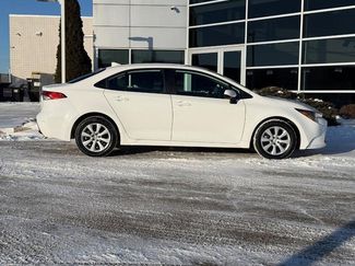 Used 2024 Toyota Corolla LE video 2