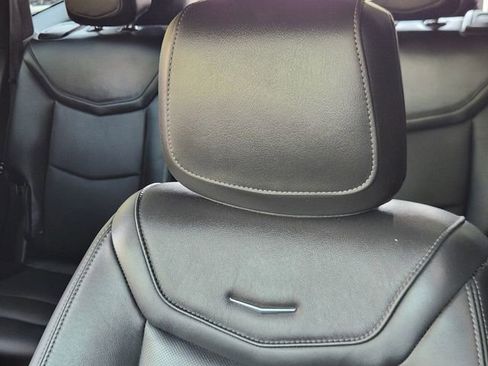 Used 2025 Cadillac XT6 Premium Luxury image 21