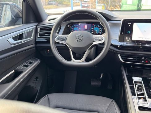New 2026 Volkswagen Atlas Cross Sport SE image 22