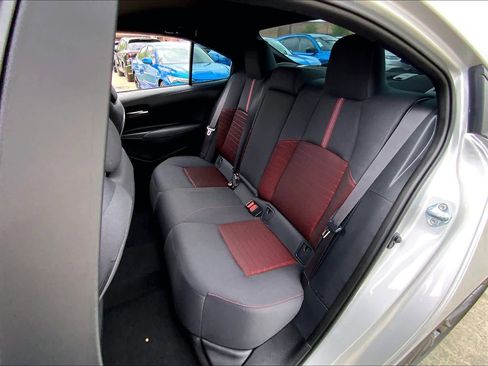 Used 2025 Toyota Corolla SE FWD image 23