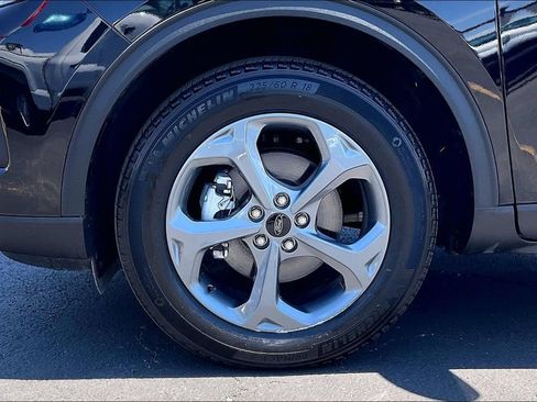 Used 2025 Ford Escape ST-Line AWD/4WD image 8