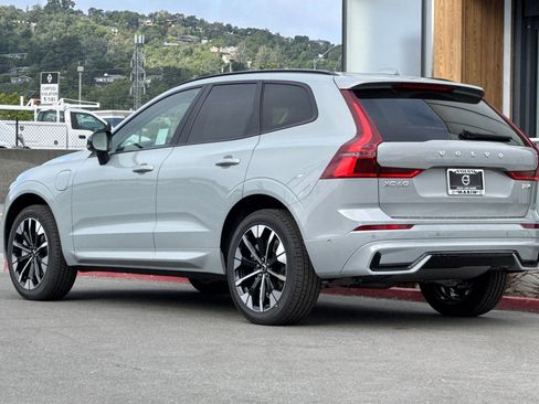 New 2026 Volvo XC60 T8 Ultra w/ Protection Package AWD/4WD image 6