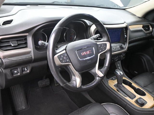 Used 2018 GMC Acadia Denali w/ Technology Package AWD/4WD image 21