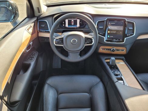 Certified 2023 Volvo XC90 T8 Plus w/ Protection Package Premier image 15