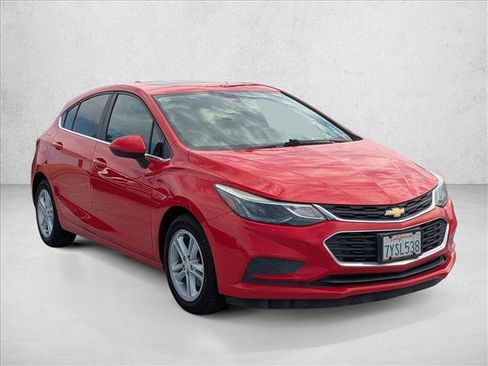 Used 2017 Chevrolet Cruze LT w/ Sun And Sound Package FWD image 3