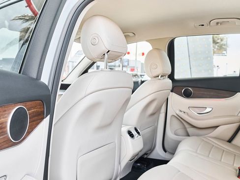 Used 2022 Mercedes-Benz GLC 300 w/ Premium Package Lite image 14