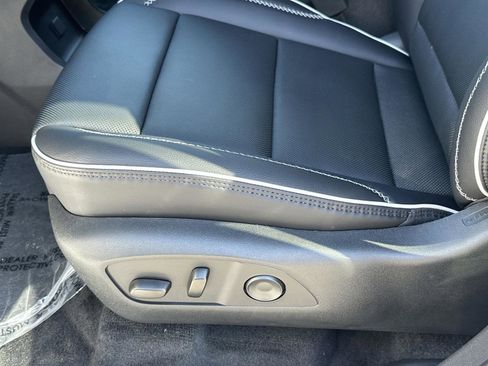 New 2026 GMC Acadia Denali w/ Super Cruise Package FWD image 22