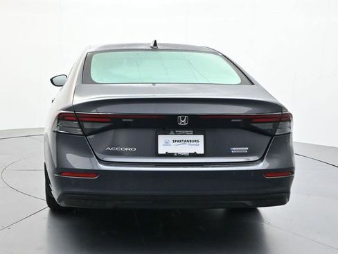 Used 2023 Honda Accord Touring image 6