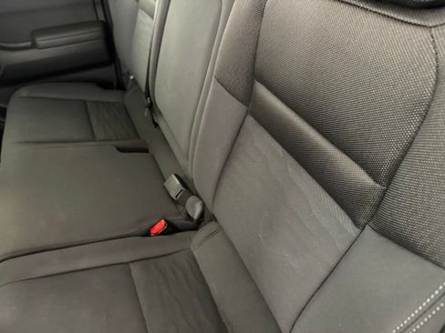 Certified 2022 Nissan Frontier SV AWD/4WD image 24