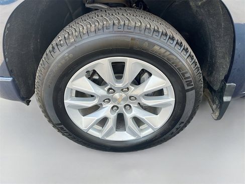 Used 2022 Chevrolet Silverado 1500 Custom image 29