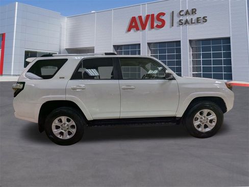 Used 2024 Toyota 4Runner SR5 image 5