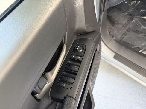 Used 2024 Toyota Tacoma TRD Sport AWD/4WD image 14