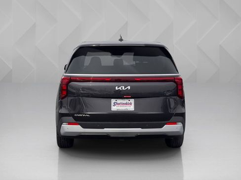 New 2026 Kia Carnival image 6
